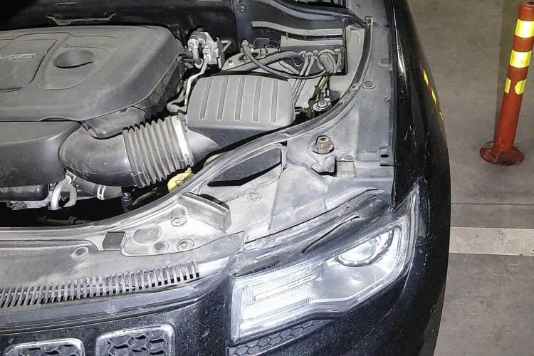 Used Jeep Grand Cherokee 2016 3.6L Luxury Navigation Edition Engine Bay Left