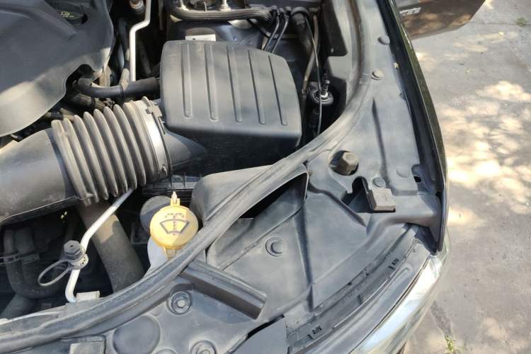 Used Jeep Grand Cherokee 2016 3.0L Comfort Navigation Edition Engine Bay Left