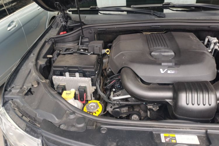 Used Jeep Grand Cherokee 2016 3.0L Comfort Navigation Edition Engine Bay Right