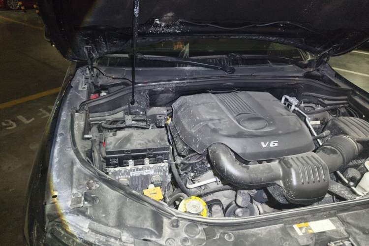 Used Jeep Grand Cherokee 2016 3.0L Comfort Navigation Edition Engine Bay Right