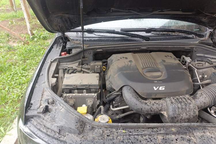 Used Jeep Grand Cherokee 2016 3.0L Comfort Navigation Edition Engine Bay Right