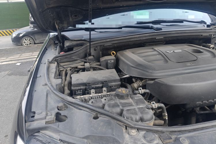 Used Jeep Grand Cherokee 2016 3.6L Elite Navigation Edition Engine Bay Right