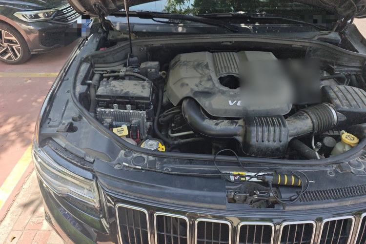 Used Jeep Grand Cherokee 2016 3.0L Comfort Navigation Edition Engine Bay Right