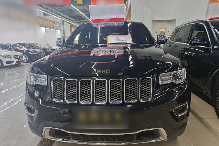Used Jeep Grand Cherokee 2016 3.0L Comfort Navigation Edition Exterior 1