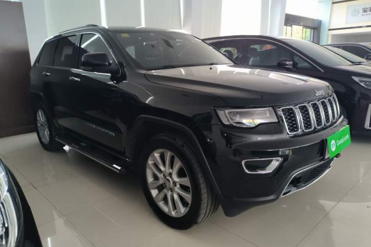 Used Jeep Grand Cherokee 2016 3.0L Comfort Navigation Edition Exterior 1