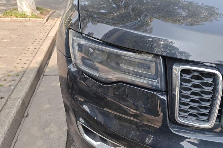 Used Jeep Grand Cherokee 2016 3.0L Comfort Navigation Edition Exterior 6