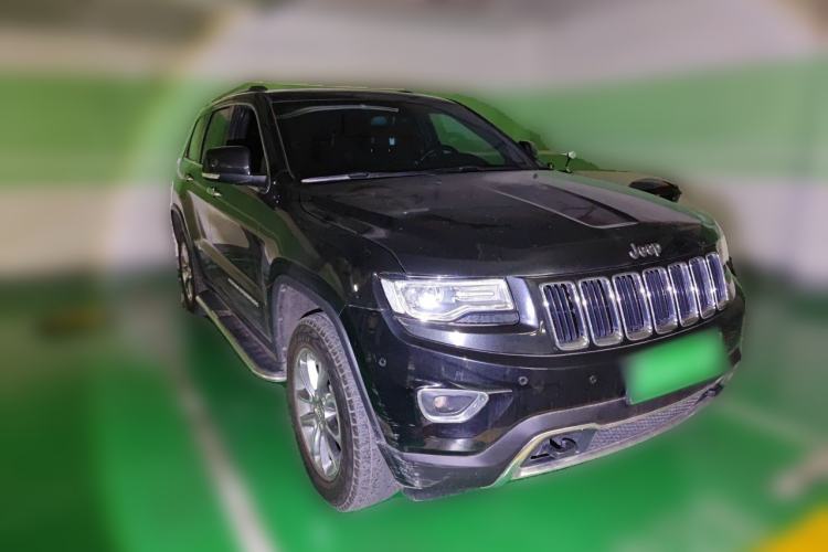 Used Jeep Grand Cherokee 2016 3.0L Elite Navigation Edition Front Right 45 Deg