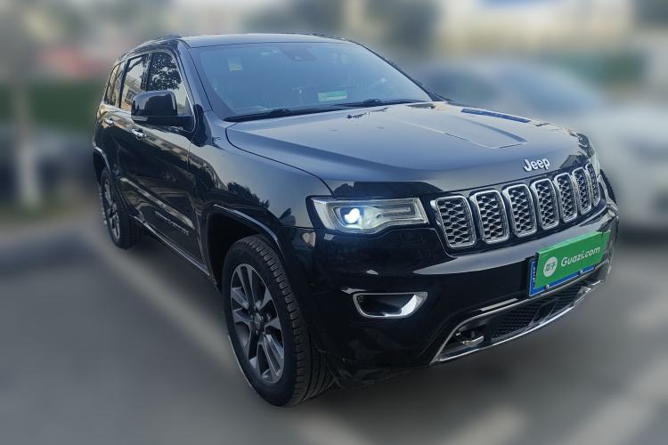 Used Jeep Grand Cherokee 2016 3.6L Elite Navigation Edition Front Right 45 Deg