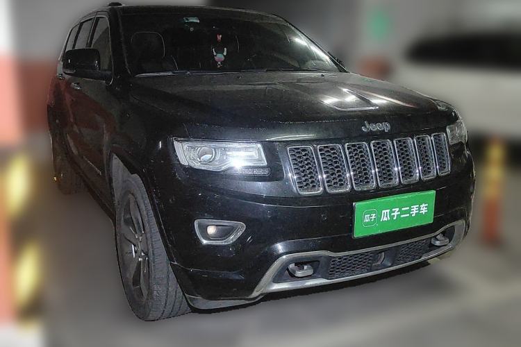 Used Jeep Grand Cherokee 2016 3.6L Luxury Navigation Edition Front Right 45 Deg