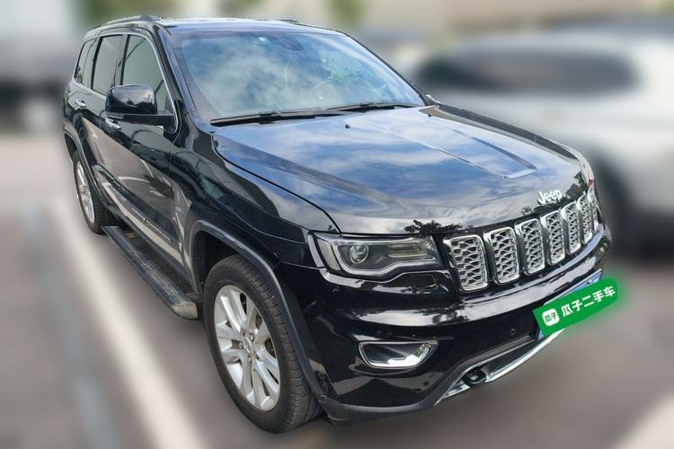 Used Jeep Grand Cherokee 2016 3.0L Elite Navigation Edition Front Right 45 Deg