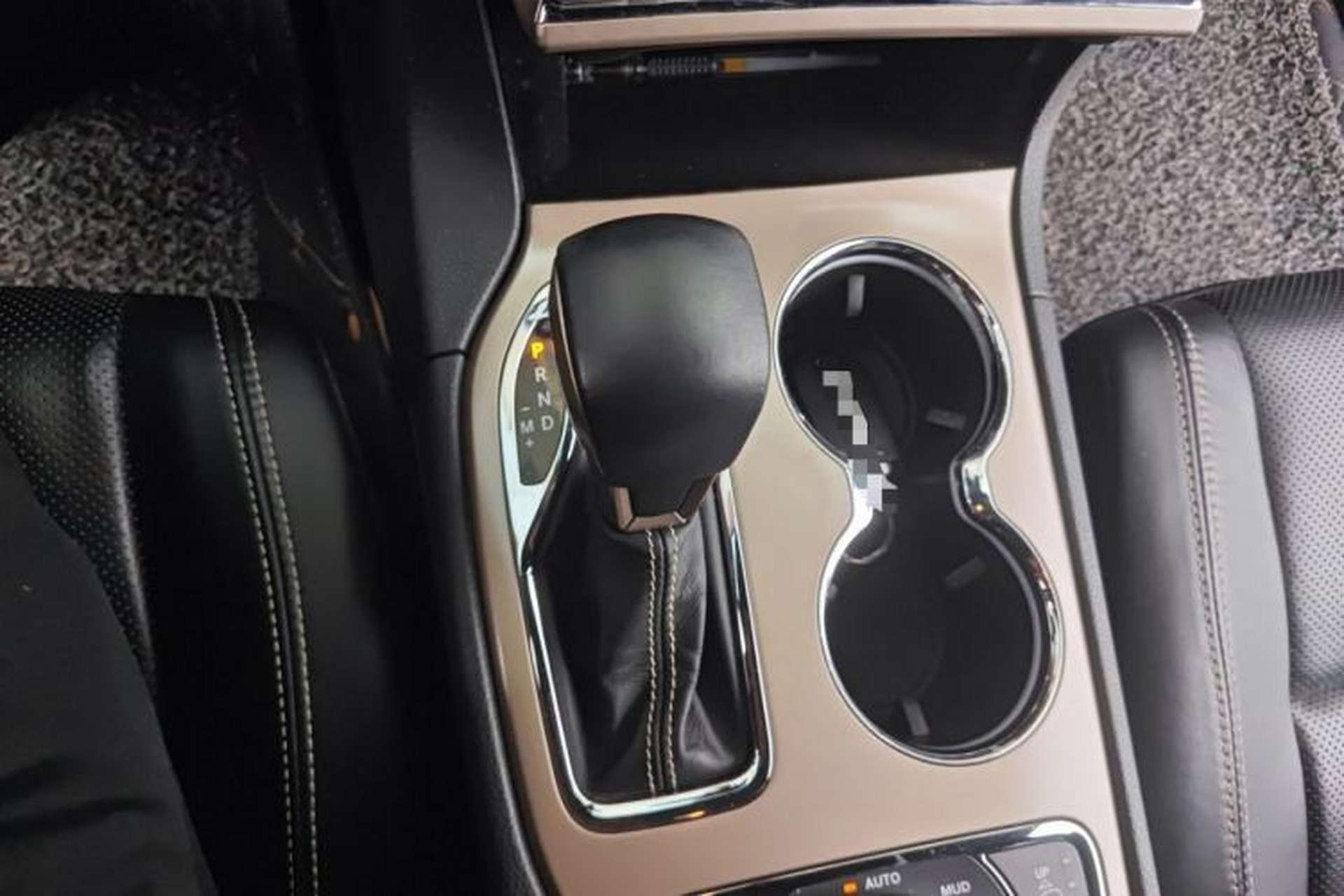 Used Jeep Grand Cherokee 2016 3.0L Elite Navigation Edition Gear Lever