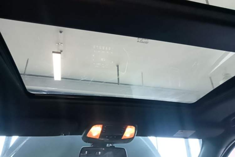 Used Jeep Grand Cherokee 2016 3.0L Comfort Navigation Edition Headliner