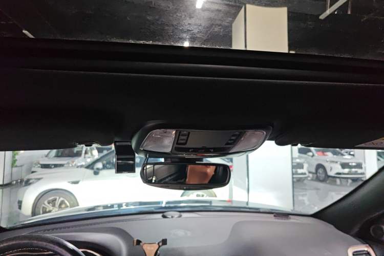 Used Jeep Grand Cherokee 2016 3.0L Elite Navigation Edition Headliner