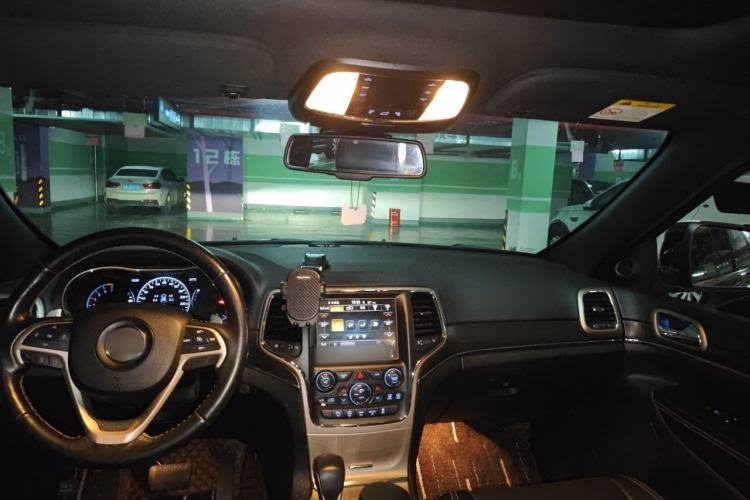 Used Jeep Grand Cherokee 2016 3.0L Elite Navigation Edition Headliner