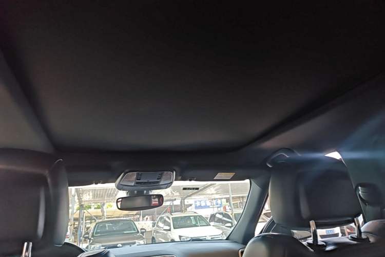 Used Jeep Grand Cherokee 2016 3.0L Comfort Navigation Edition Headliner