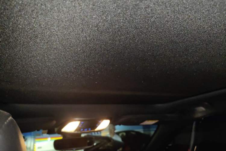 Used Jeep Grand Cherokee 2016 3.0L Comfort Navigation Edition Headliner