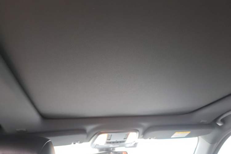 Used Jeep Grand Cherokee 2016 3.0L Comfort Navigation Edition Headliner