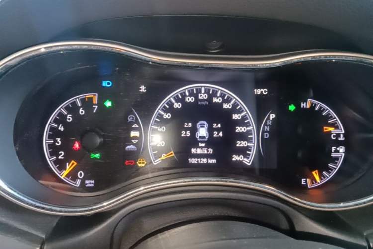 Used Jeep Grand Cherokee 2016 3.0L Comfort Navigation Edition Instrument Cluster