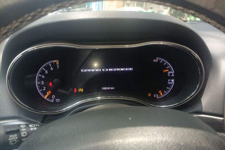 Used Jeep Grand Cherokee 2016 3.0L Comfort Navigation Edition Instrument Cluster