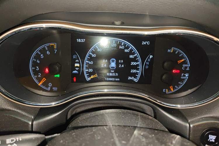 Used Jeep Grand Cherokee 2016 3.0L Elite Navigation Edition Instrument Cluster