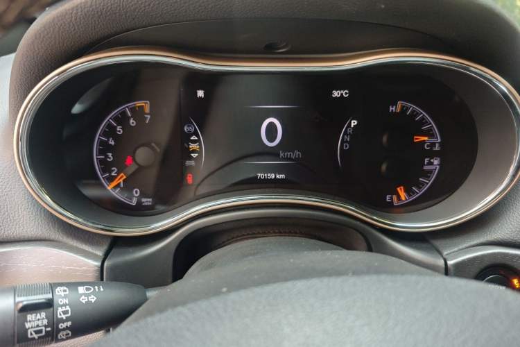 Used Jeep Grand Cherokee 2016 3.0L Comfort Navigation Edition Instrument Cluster