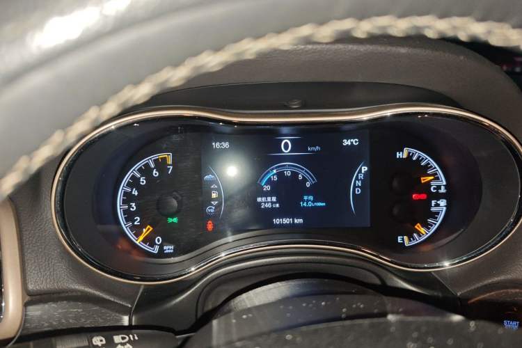 Used Jeep Grand Cherokee 2016 3.0L Comfort Navigation Edition Instrument Cluster