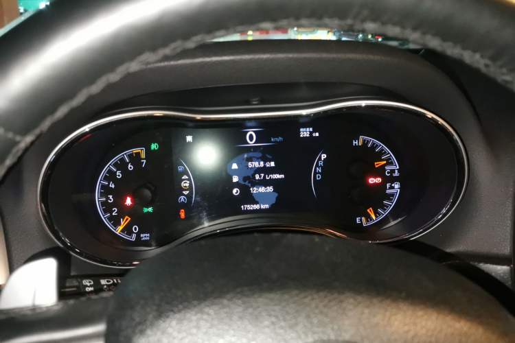 Used Jeep Grand Cherokee 2016 3.0L Comfort Navigation Edition Instrument Cluster