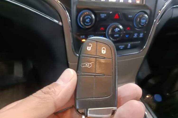 Used Jeep Grand Cherokee 2016 3.0L Elite Navigation Edition Interior 1