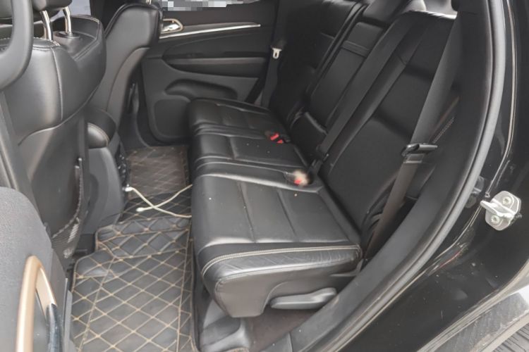 Used Jeep Grand Cherokee 2016 3.0L Elite Navigation Edition Interior 4