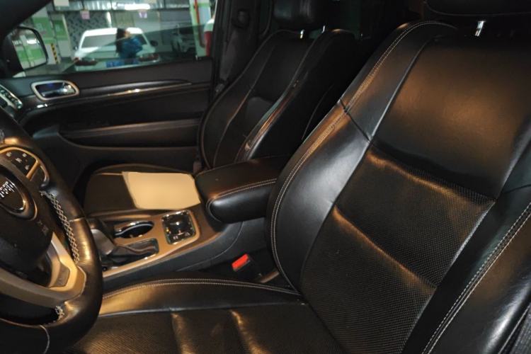 Used Jeep Grand Cherokee 2016 3.0L Elite Navigation Edition Left Front Seat