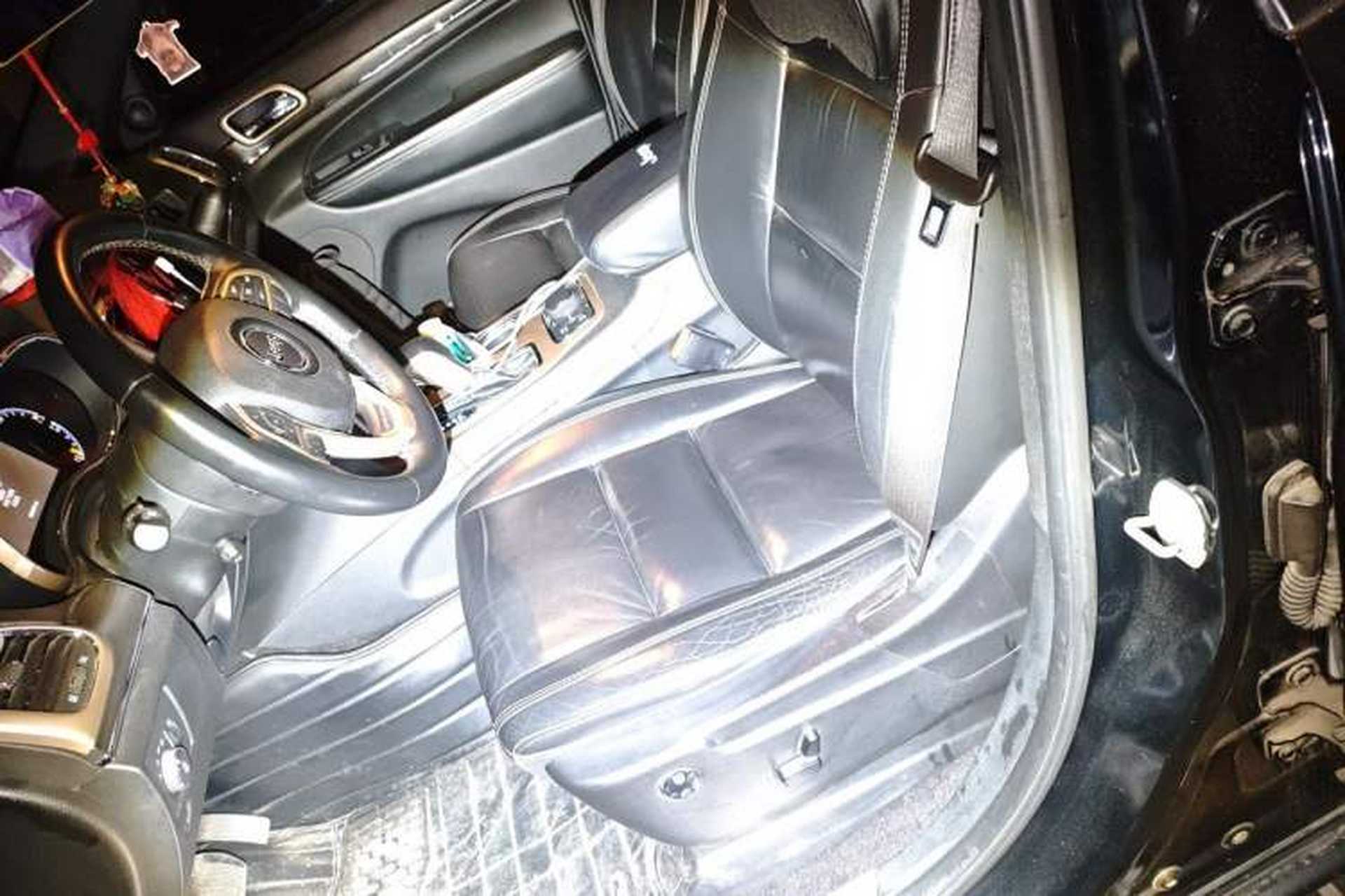 Used Jeep Grand Cherokee 2016 3.0L Comfort Navigation Edition Left Front Seat