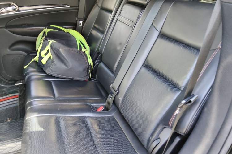 Used Jeep Grand Cherokee 2016 3.6L 75th Anniversary Tribute Edition Left Rear Seat