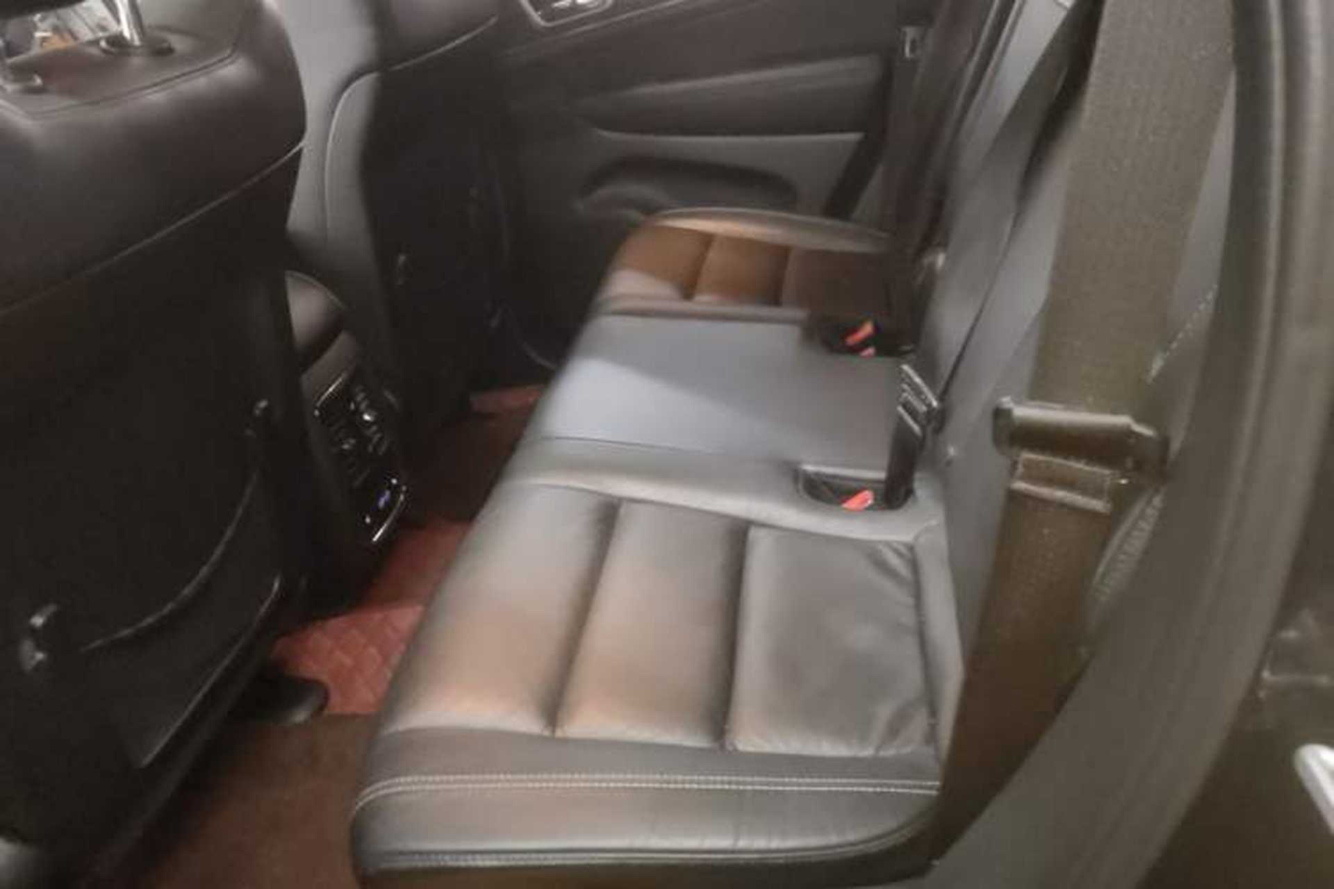 Used Jeep Grand Cherokee 2016 3.0L Comfort Navigation Edition Left Rear Seat