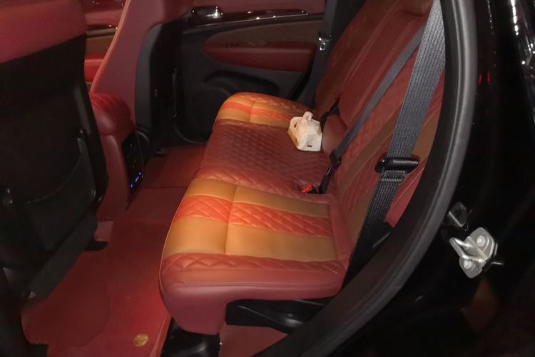 Used Jeep Grand Cherokee 2016 3.0L Comfort Navigation Edition Left Rear Seat