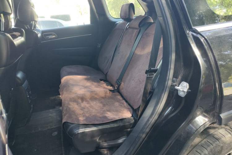 Used Jeep Grand Cherokee 2016 3.0L Comfort Navigation Edition Left Rear Seat