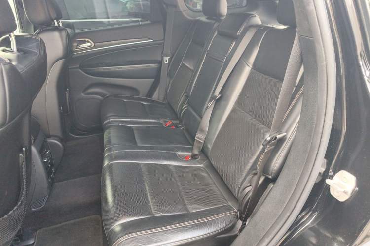Used Jeep Grand Cherokee 2016 3.0L Elite Navigation Edition Left Rear Seat