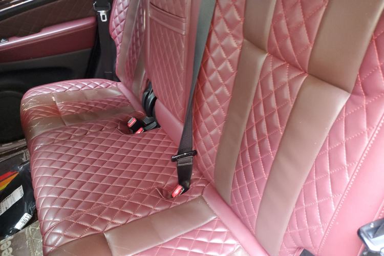 Used Jeep Grand Cherokee 2016 3.0L Comfort Navigation Edition Left Rear Seat