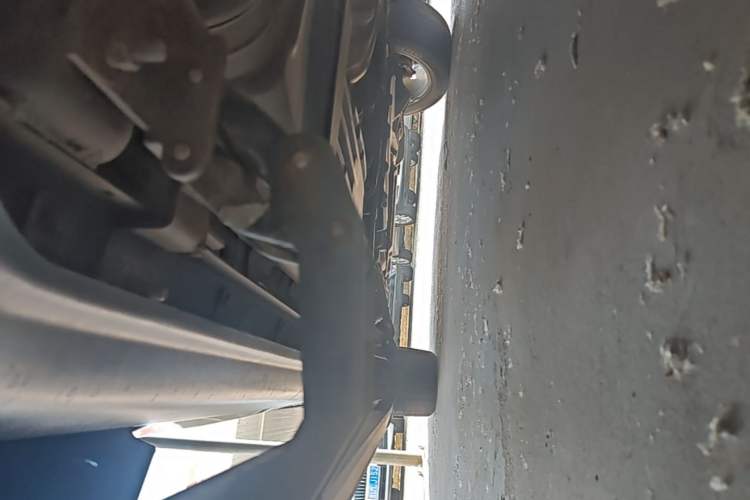 Used Jeep Grand Cherokee 2016 3.0L Comfort Navigation Edition Left Side Sill
