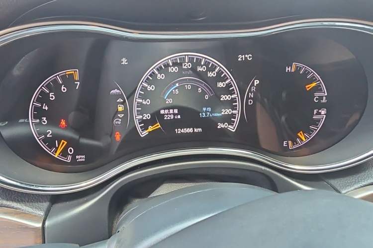 Used Jeep Grand Cherokee  Odometer Close Up
