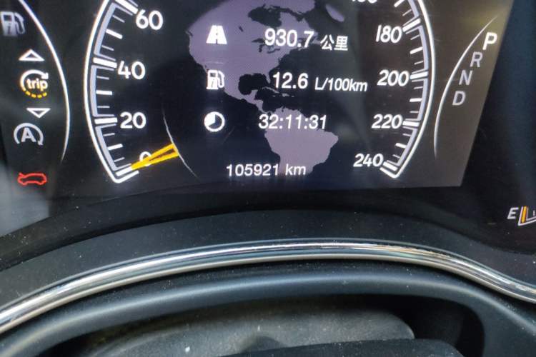 Used Jeep Grand Cherokee 2016 3.0L Comfort Navigation Edition Odometer Close Up