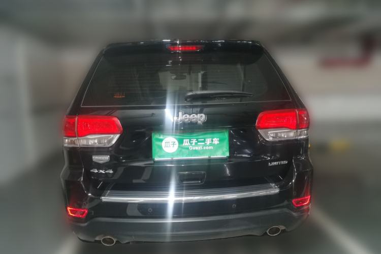 Used Jeep Grand Cherokee 2016 3.0L Comfort Navigation Edition Rear