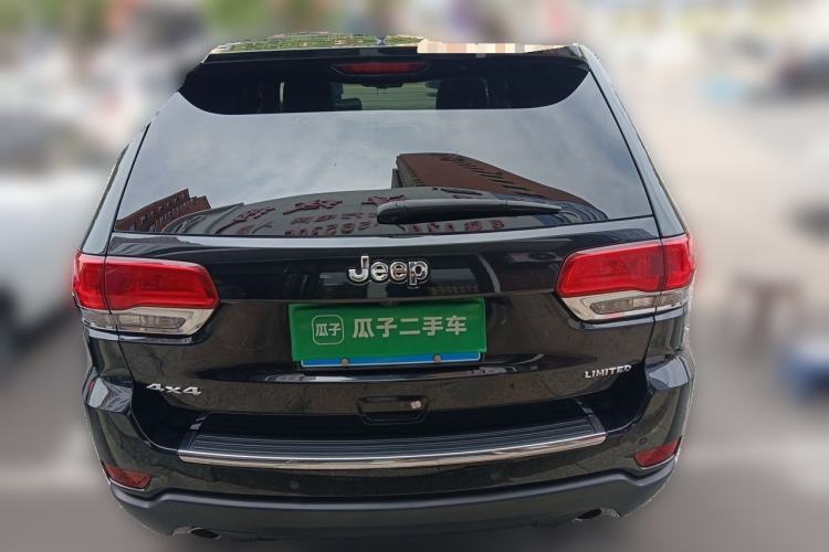 Used Jeep Grand Cherokee 2016 3.0L Elite Navigation Edition Rear