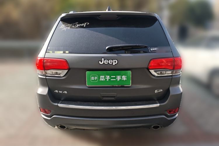 Used Jeep Grand Cherokee 2016 3.6L Luxury Navigation Edition Rear