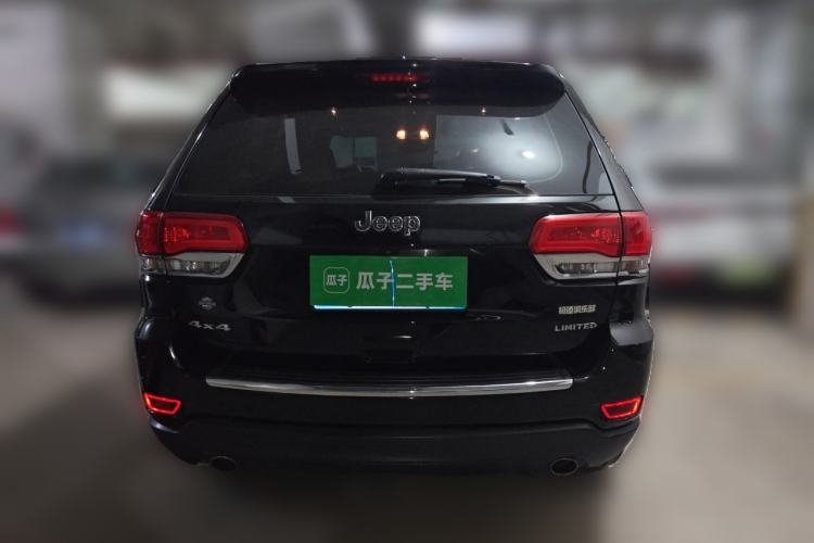 Used Jeep Grand Cherokee 2016 3.0L Comfort Navigation Edition Rear