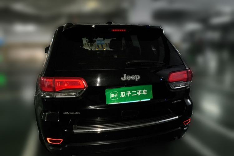 Used Jeep Grand Cherokee 2016 3.0L Comfort Navigation Edition Rear
