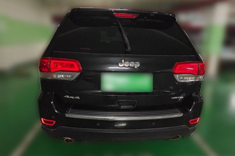 Used Jeep Grand Cherokee 2016 3.0L Elite Navigation Edition Rear