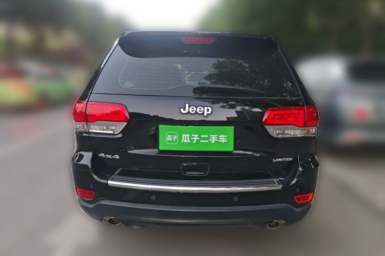 Used Jeep Grand Cherokee 2016 3.0L Comfort Navigation Edition Rear