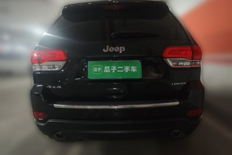 Used Jeep Grand Cherokee 2016 3.0L Comfort Navigation Edition Rear