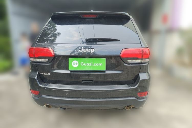 Used Jeep Grand Cherokee 2016 3.0L Comfort Navigation Edition Rear