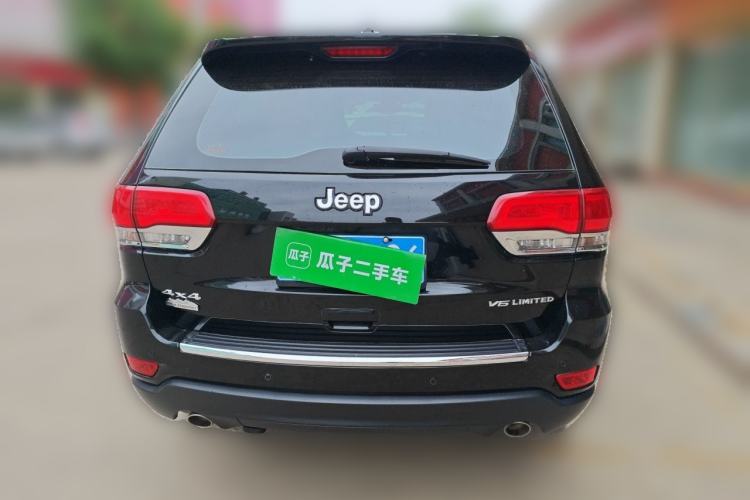 Used Jeep Grand Cherokee  Rear